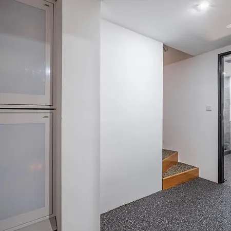 דירה Apartman Jizerske Hory Luxury הייניצה