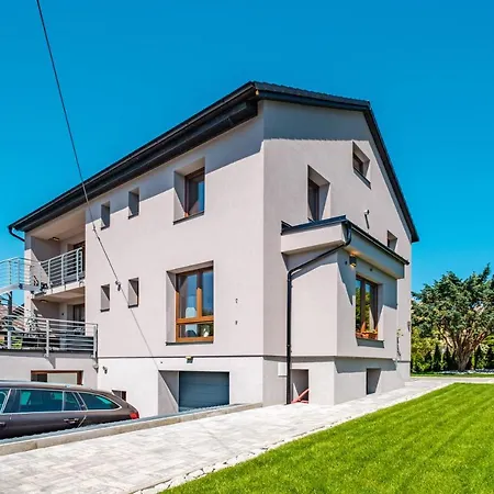 Apartman Jizerske Hory Luxury דירה *