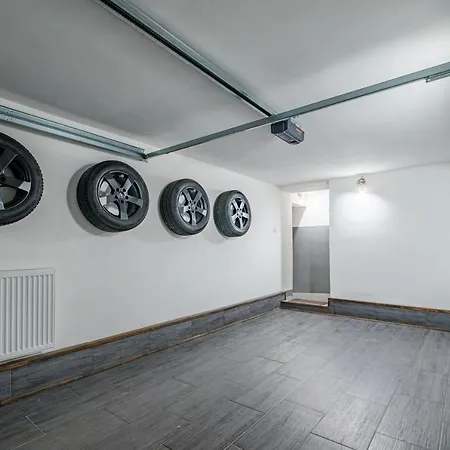 דירה Apartman Jizerske Hory Luxury הייניצה